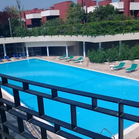 Апарт-готель Hotel Residence Holiday 3*