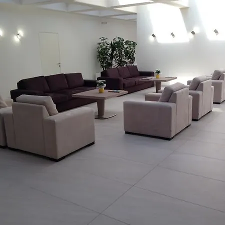 Апарт-готель Hotel Residence Holiday Сірміоне