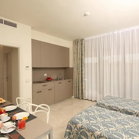 Апарт-готель Hotel Residence Holiday