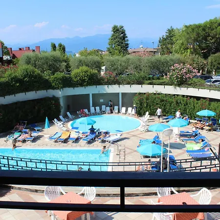 Aparthotel Hotel Residence Holiday